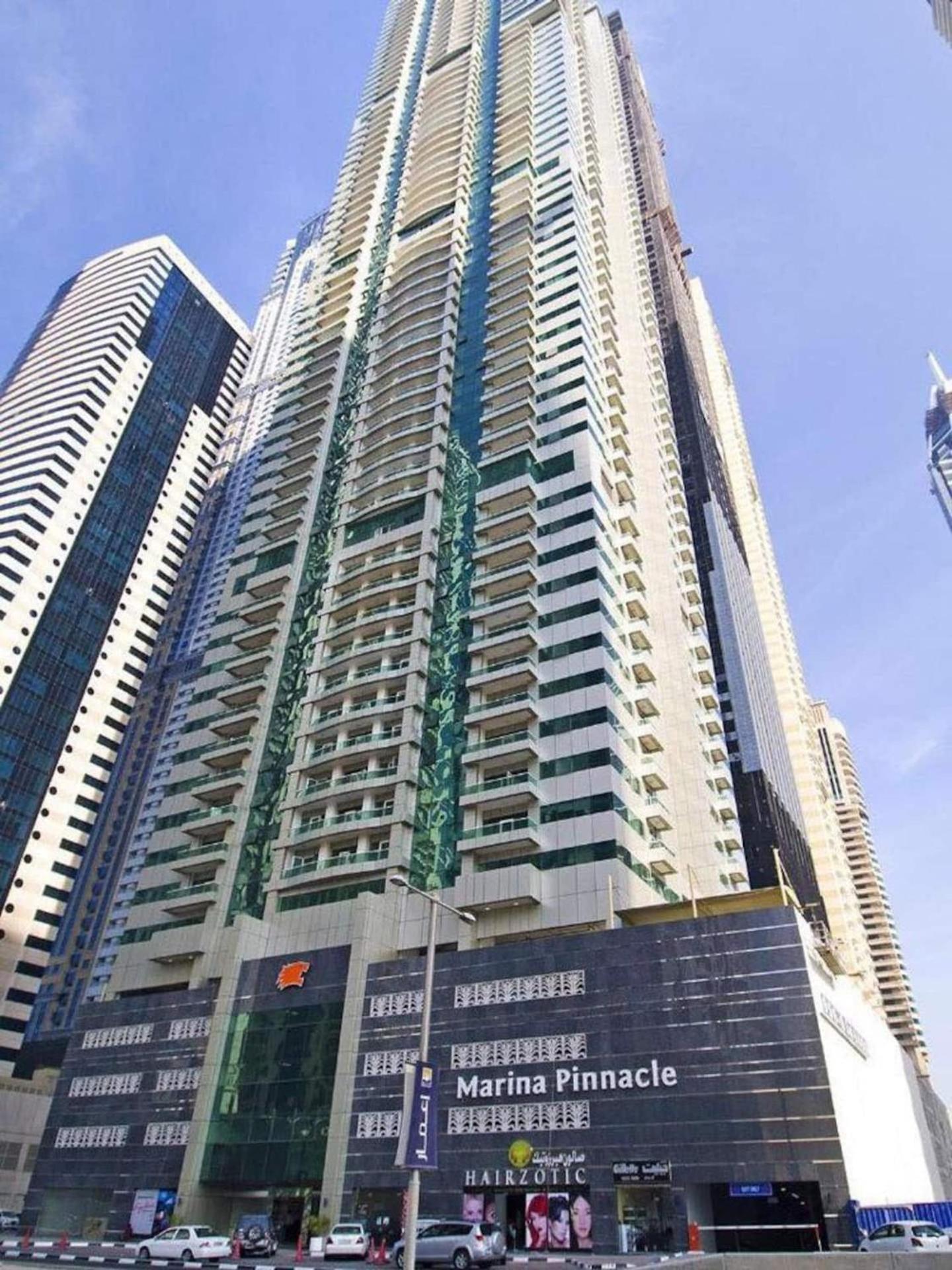 Feel Like Home Away From Home On 34Th Floor Dubai Luaran gambar